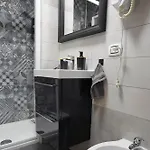Gianni's Spaccanapoli Apartment