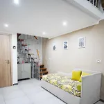 Gianni's Spaccanapoli Apartment