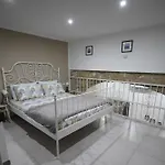 Gianni's Spaccanapoli Apartment