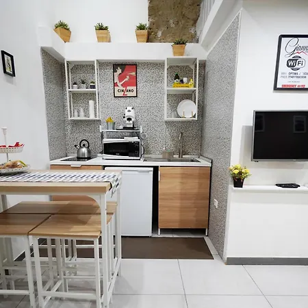 Gianni's Spaccanapoli Νάπολη